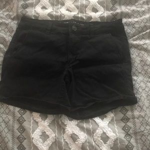 AEO Black Midi Shorts